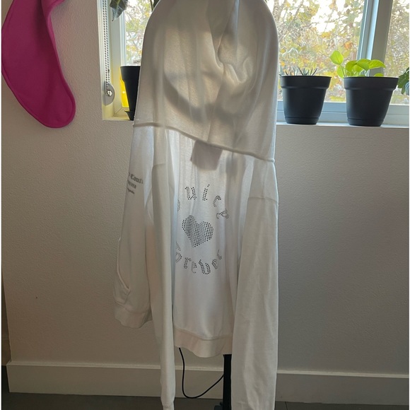 Juicy Couture Velour Zip Up Jacket [Pants Available On Page] SOLD SEPARATELY - Picture 2 of 8